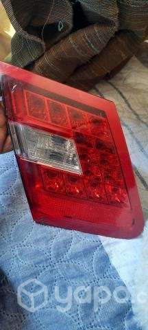 Foco Maleta Mercedes benz e220 2011 impecable - Imagen 4