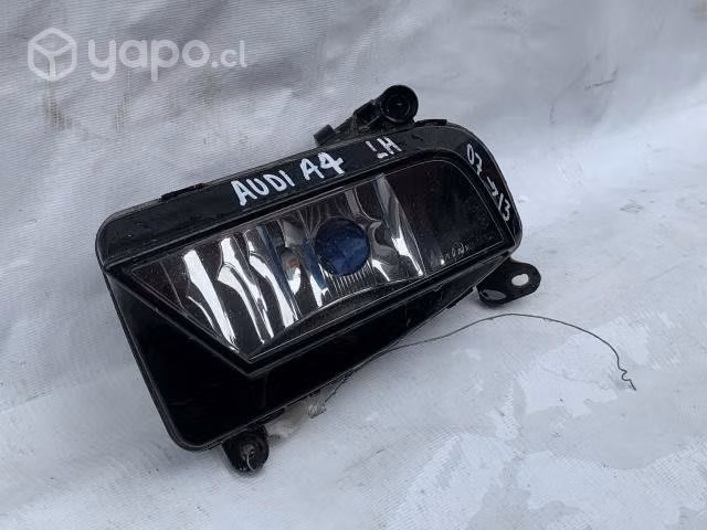 Neblinero izquierdo Audi A4