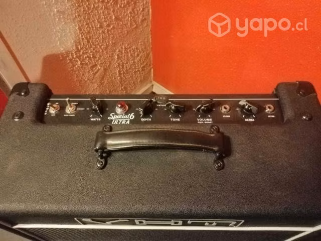 Combo Amplificador para Guitarra. Cabezal a tubos
