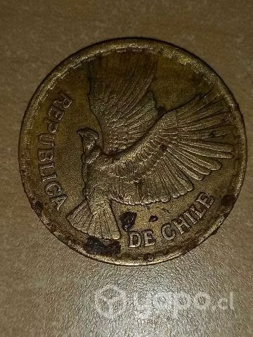 2 monedas s antiguas una del año 1965