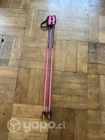 Equipo de Ski con Botas y Bastones INCLUIDOS
