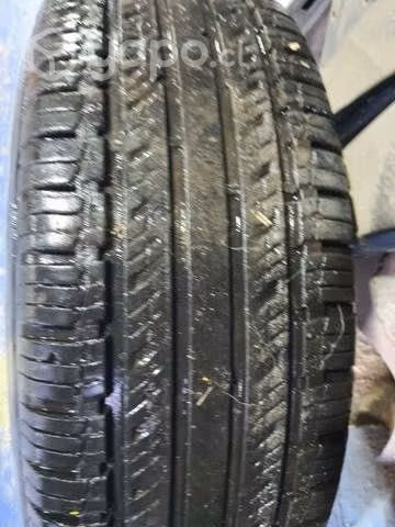 Llanta con neumatico maxus t60 poco uso