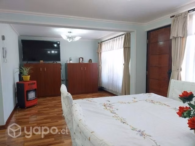 Venta de Casa completamente Remodelada sector Bel