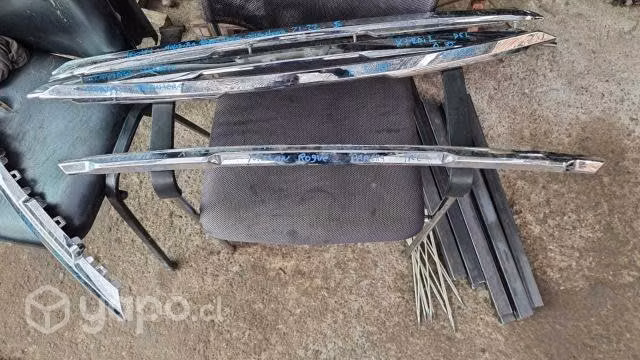 Moldura parachoque trasero nissan xtrail original