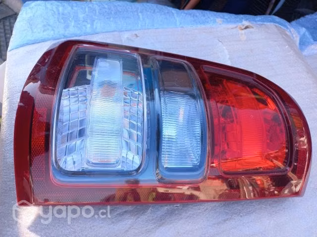 Foco trasero Dodge RAM 1500 2019 2022 ORIGINAL
