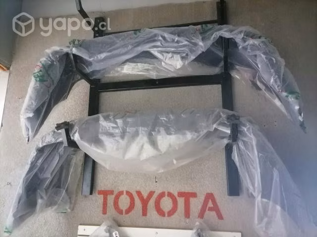 Parachoque trasero yaris echo 2003 al 2005 - Imagen 2