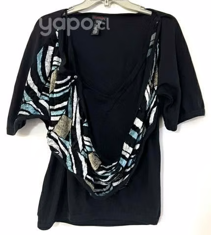 Polera Marca Custo Barcelona S/M Negro y Otros