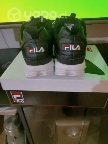 Fila Disruptor II Negras Premiun N° 36 y 37,5