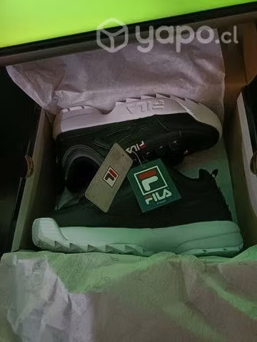 Fila Disruptor II Negras Premiun N° 36 y 37,5