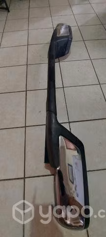 Parachoque trasero l200