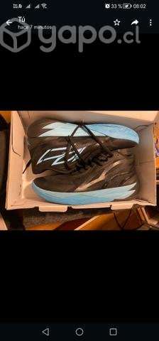 Zapatilla de basquet - Imagen 2