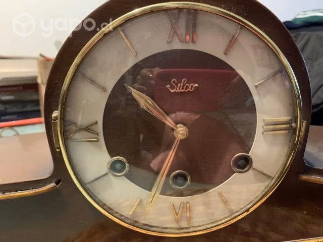 Reloj de mesa marca Silco