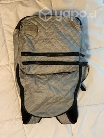 Linda mochila xtream plateada opaca - Imagen 2