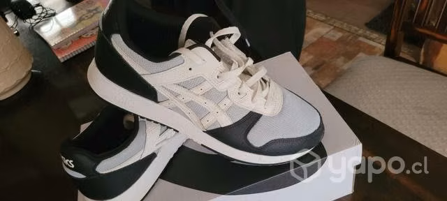 Zapatillas Asics T.43 Nuevas