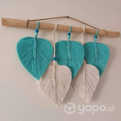 Hermoso mural de hojas en macramé