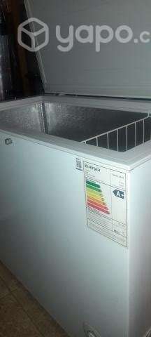 Congeladora con tapa Hisense - Imagen 3
