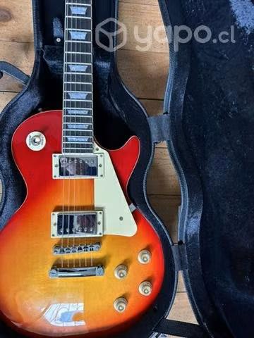 Guitarra nueva con case