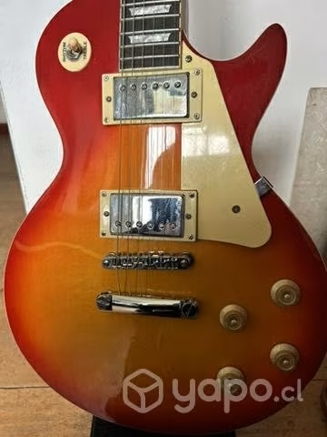Guitarra nueva con case