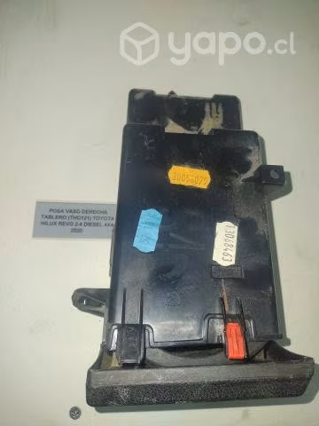 Posa Vaso Derecha Tablero (THD121) Toyota Hilux Re