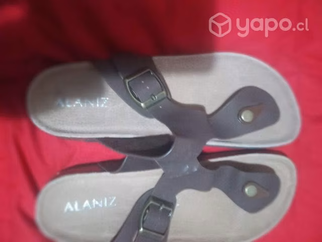 Zapatillas blancas - Imagen 2