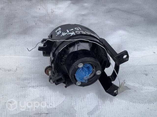 Neblinero derecho Volkswagen AMAROK