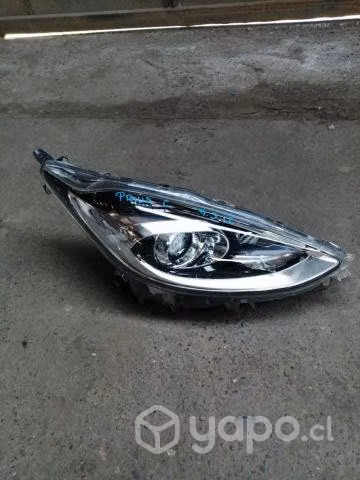 Optico derecho toyota prius c original