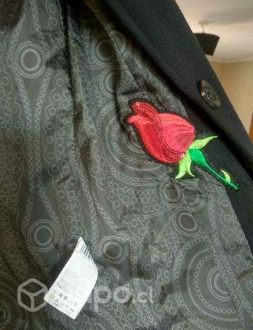 Blazer Desigual. Talla 40 - Imagen 2