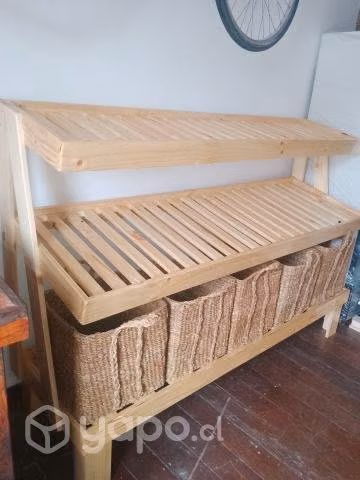 Mobiliario de madera - Imagen 3