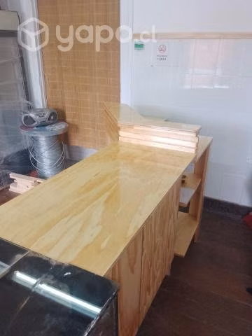 Mobiliario de madera - Imagen 4