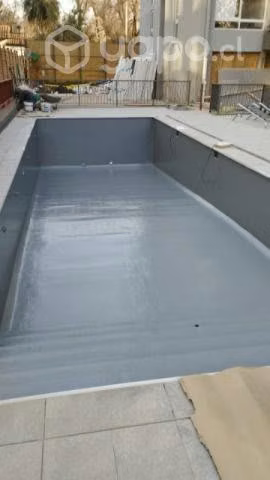 Revestimiento de piscinas en fibra de vidrio