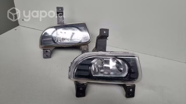 Neblinero mahindra pick up dmg la cisterna 03.44