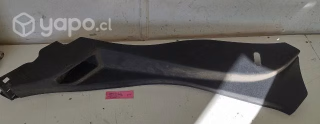 Tapiz Cubre Pilar Tras izq inf Ford Ecosport 2020