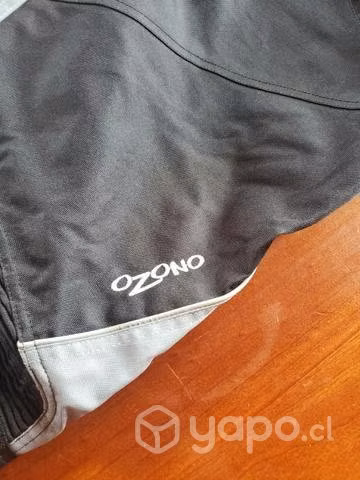 ROPA MOTOQUERO impecable