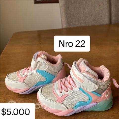 Zapatos de niña