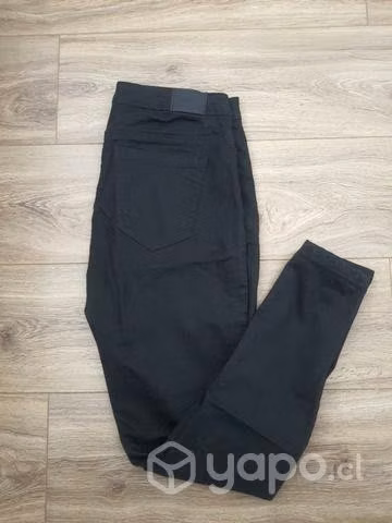 Jeans nuevos, negros, talla 44 y 46 - Imagen 3