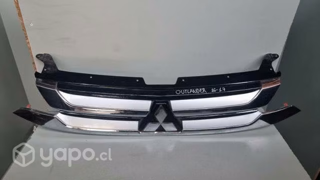 Mascara mitsubishi outlander 16-19 dmg la ciste93