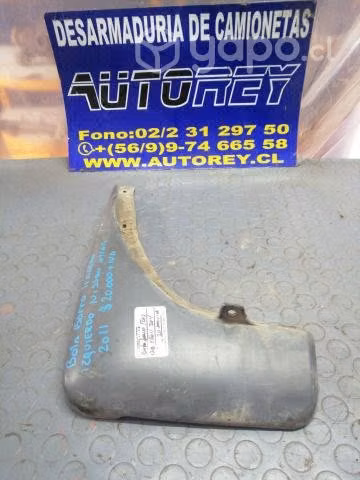 Bota barro trasero izquierdo Nissan Xtrail 2011