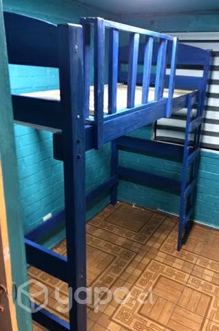 Cama alta, estructura firme y resistente