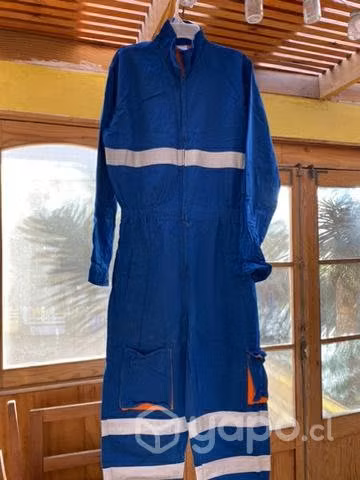 Buzo piloto retárdate de llamas marca Atox talla L