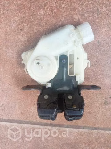 Chapa De Portalón Yaris Sport Año 2014-2017