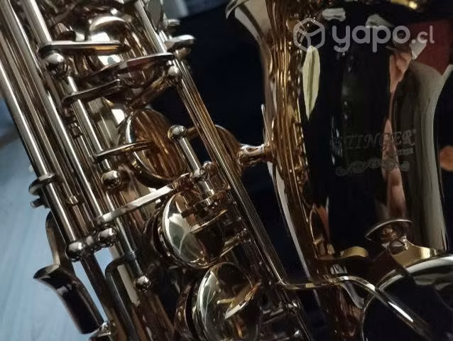 Saxofón Alto Etinger