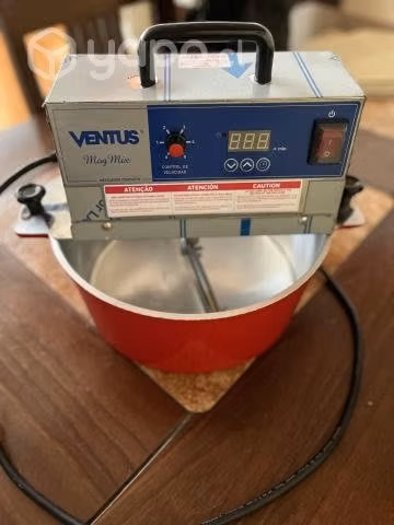 Olla mezcladora eléctrica 7 Lts VOME7