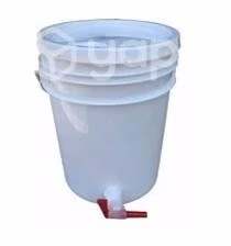 Estanque 60 ltrs con Tapa
