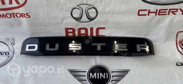 Portalon embellecedor Renault Duster 14-18