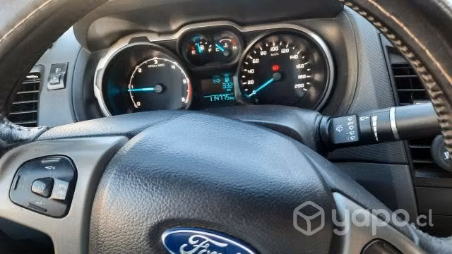 Vendo camioneta