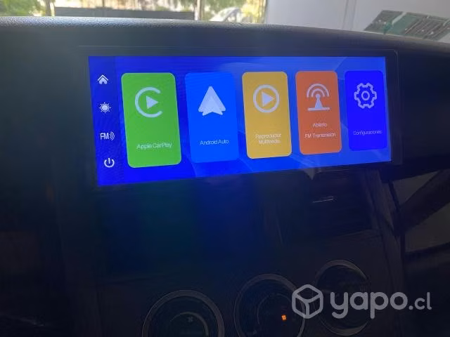 Pantalla touch para auto.