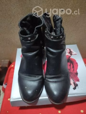 Zapatos poco uso