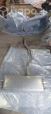 Silenciador trasero volvo x c60 año 2020 - Imagen 4
