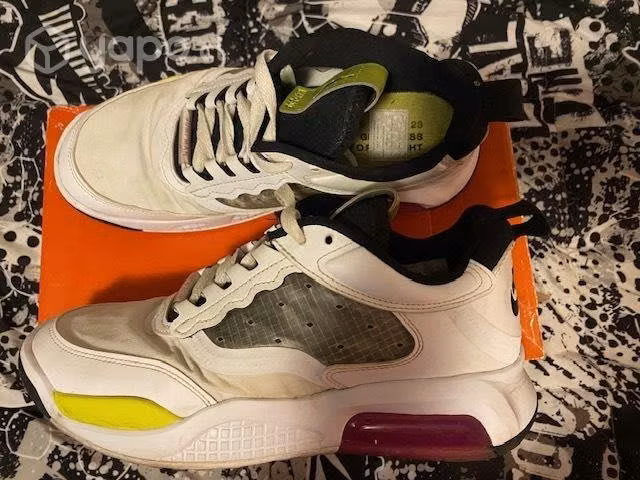 Zapatillas Nike como nuevas - Imagen 4