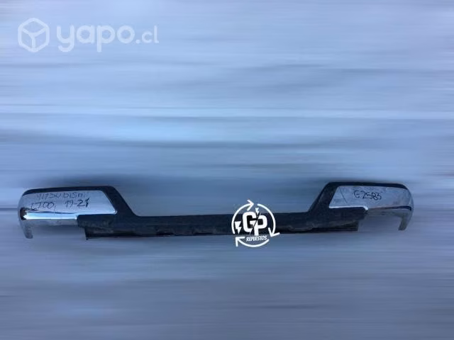Parachoque trasero mitsubishi l